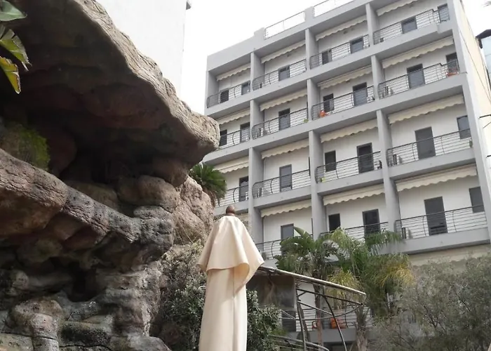 Tropicana Hotel San Giuliano